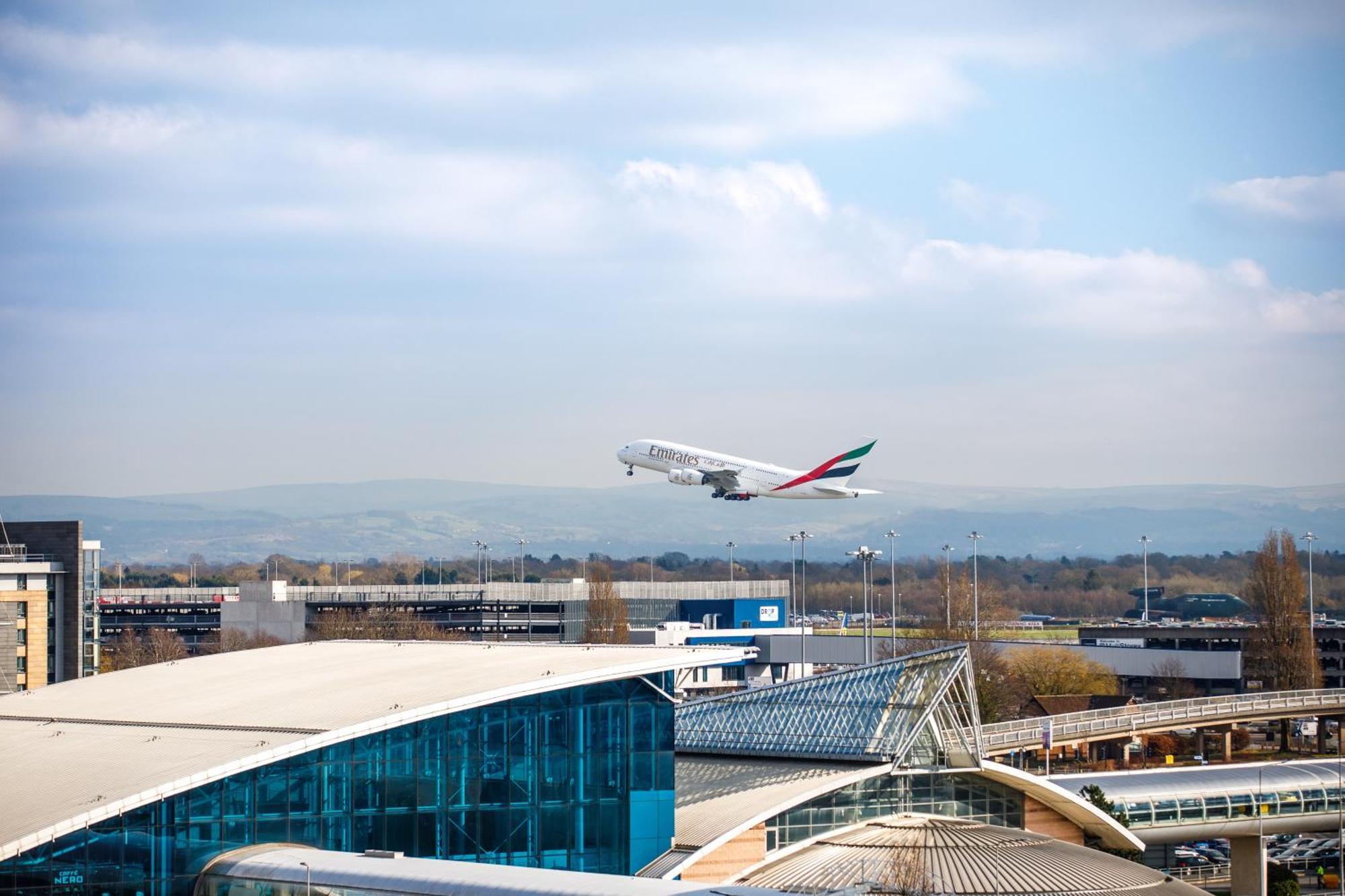 Ibis Budget Manchester Airport T2 Hale (Greater Manchester) Exterior foto