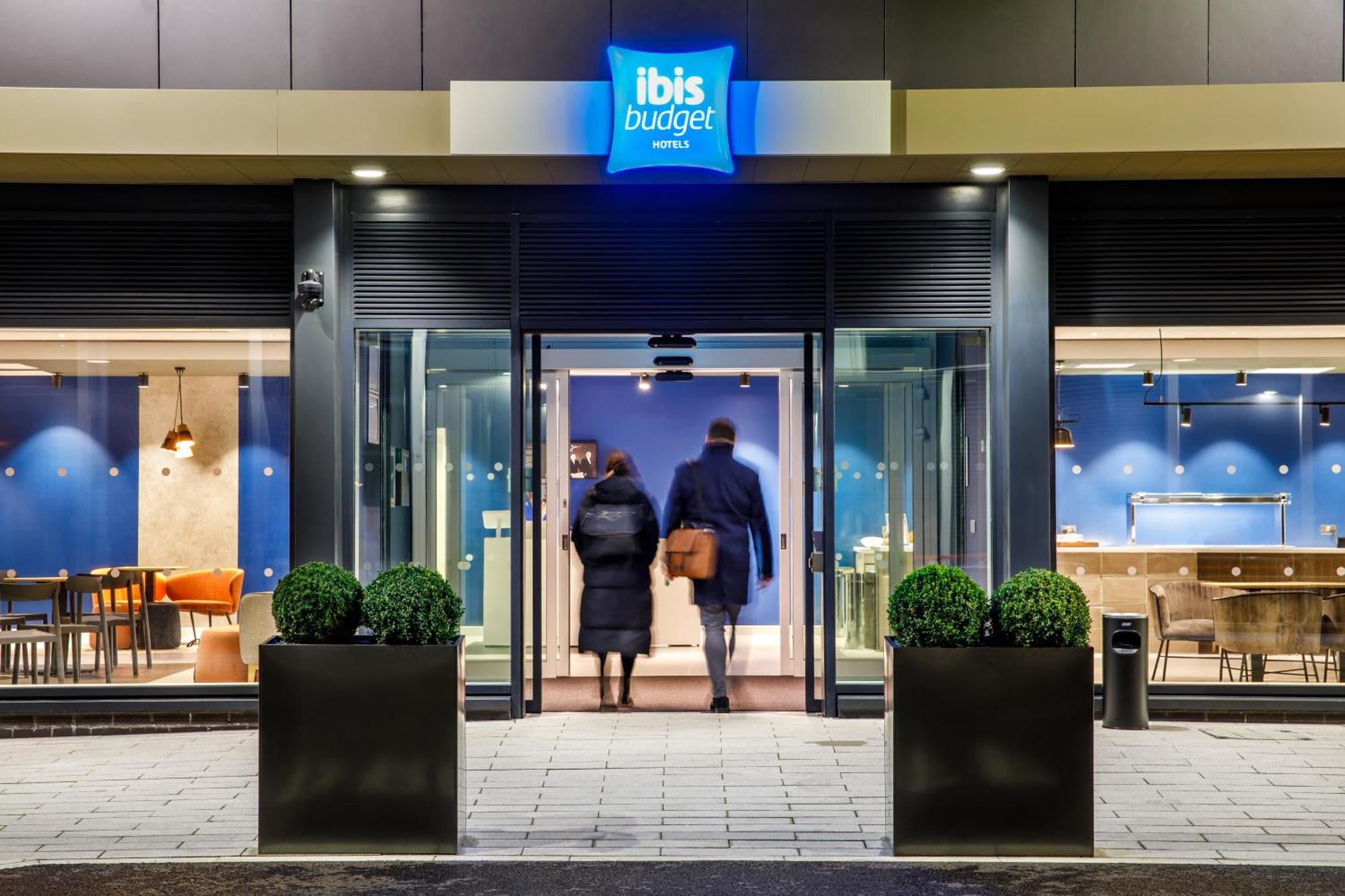 Ibis Budget Manchester Airport T2 Hale (Greater Manchester) Exterior foto