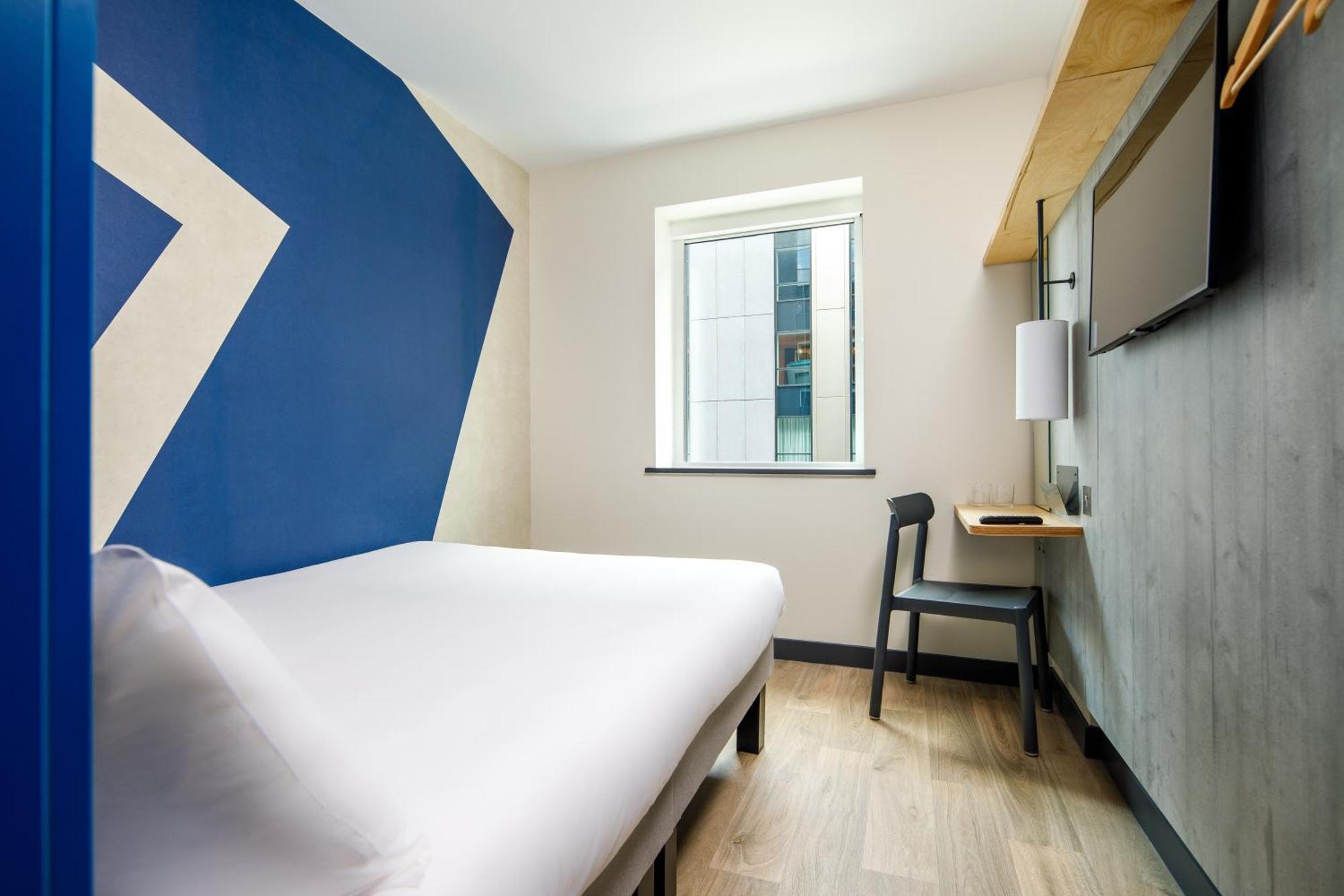 Ibis Budget Manchester Airport T2 Hale (Greater Manchester) Exterior foto