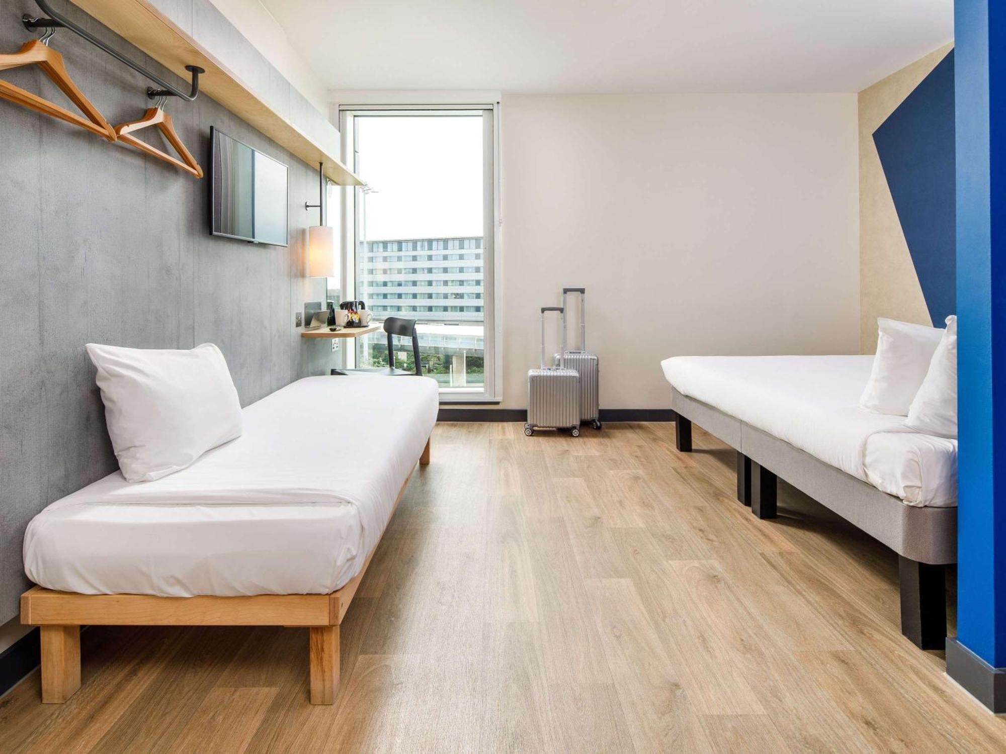 Ibis Budget Manchester Airport T2 Hale (Greater Manchester) Exterior foto