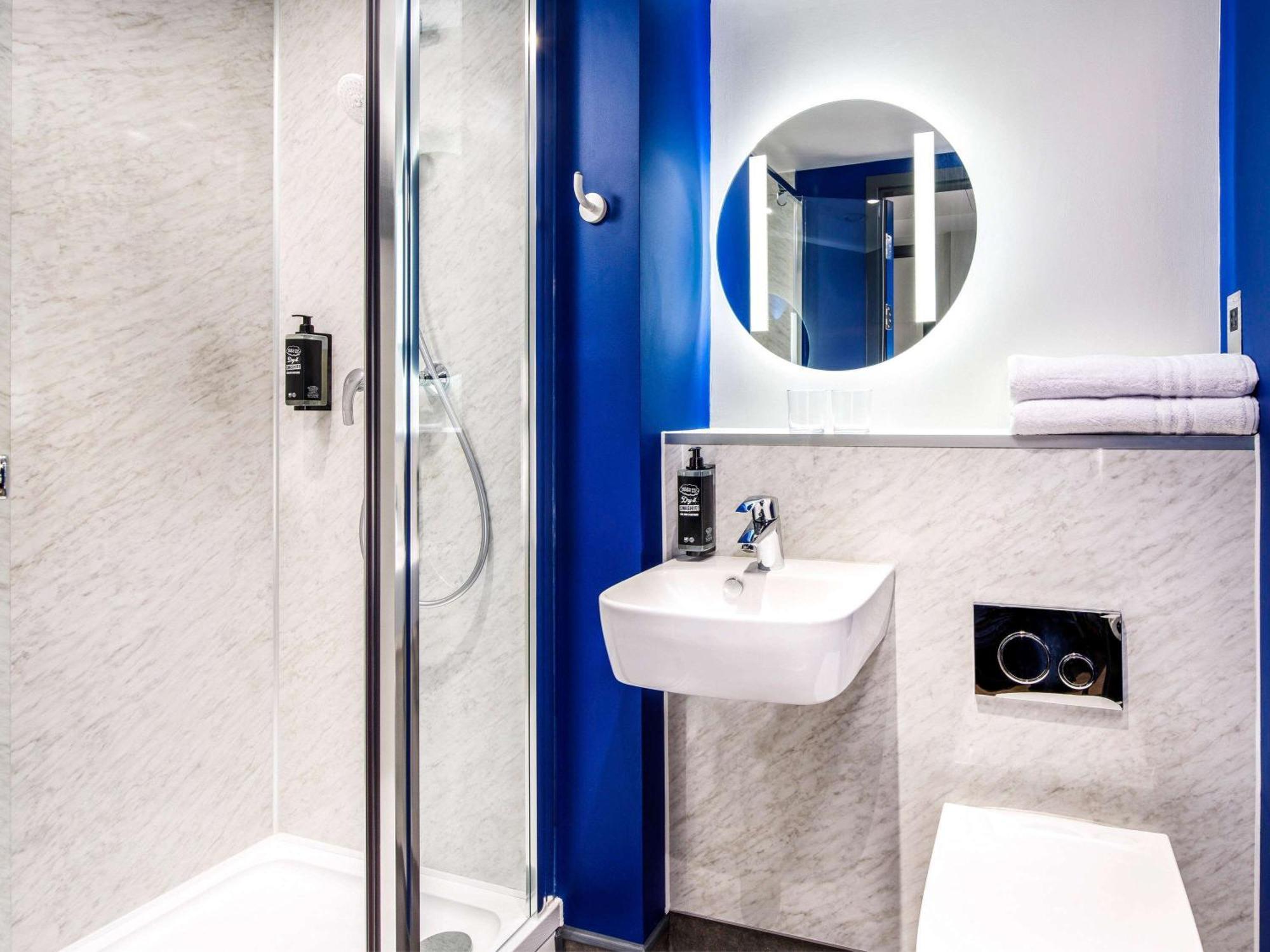 Ibis Budget Manchester Airport T2 Hale (Greater Manchester) Exterior foto